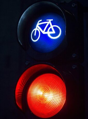 bicycle traffic light red 2367705